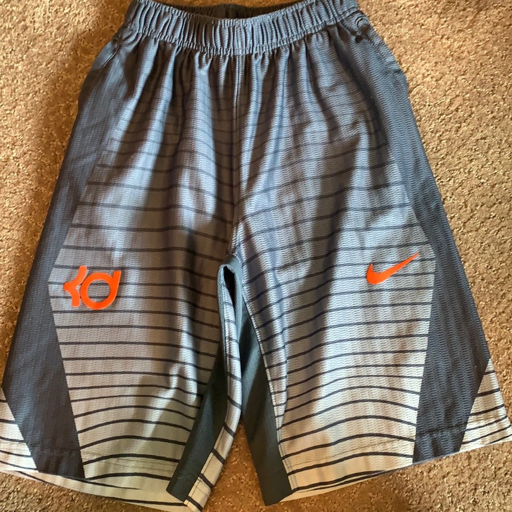 Nike KD Basketball Shorts - Boys M